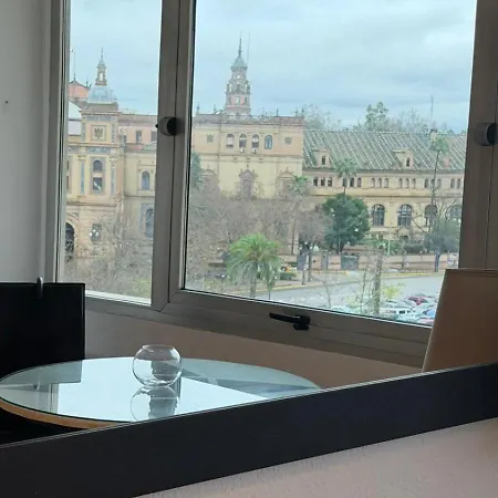 Vistas A Plaza De Espana Y Parking Gratuito Apartment Sevilla